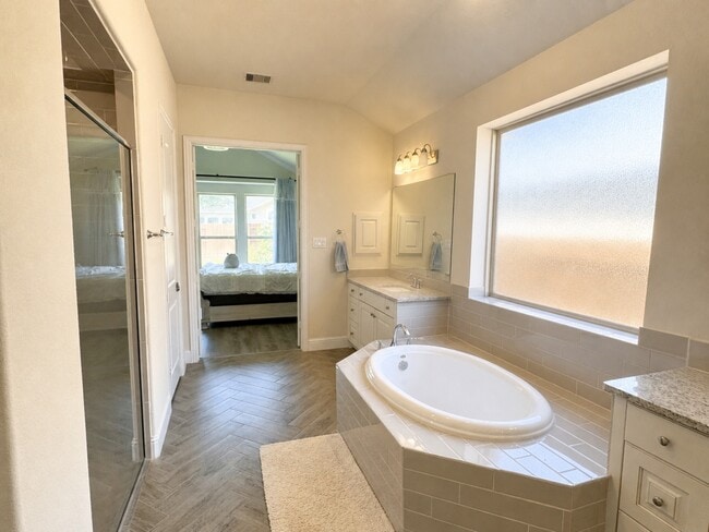 Building Photo - 16907 Clola Ct