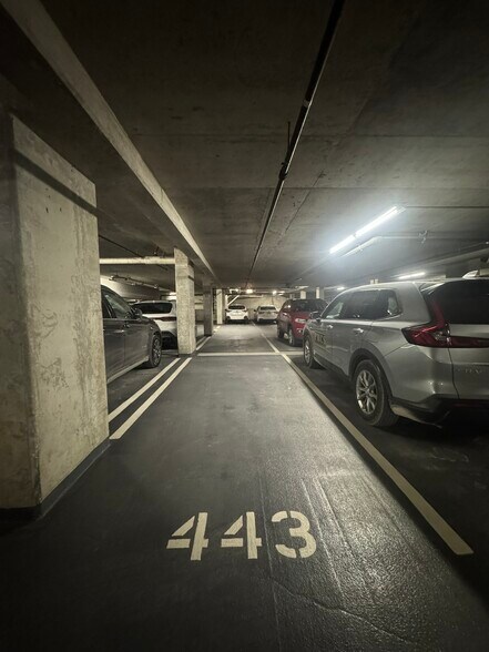 Building Photo - 1250 S Michigan Ave