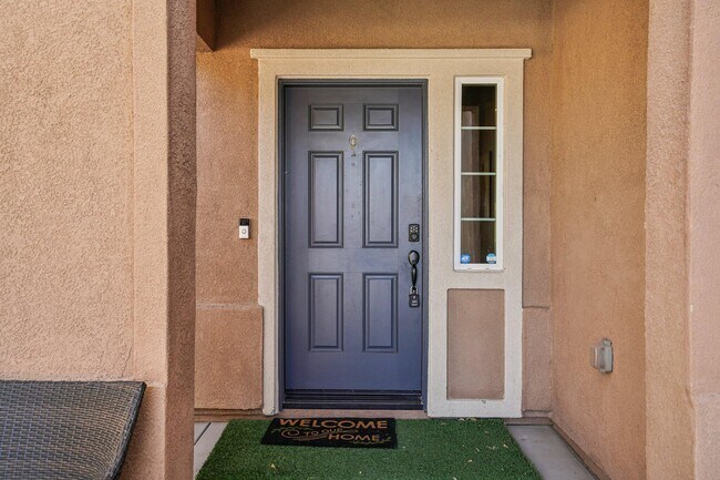 Building Photo - 42912 Gazapo Ct