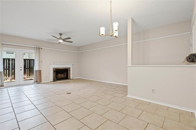 Building Photo - 1260 Sutton Ct