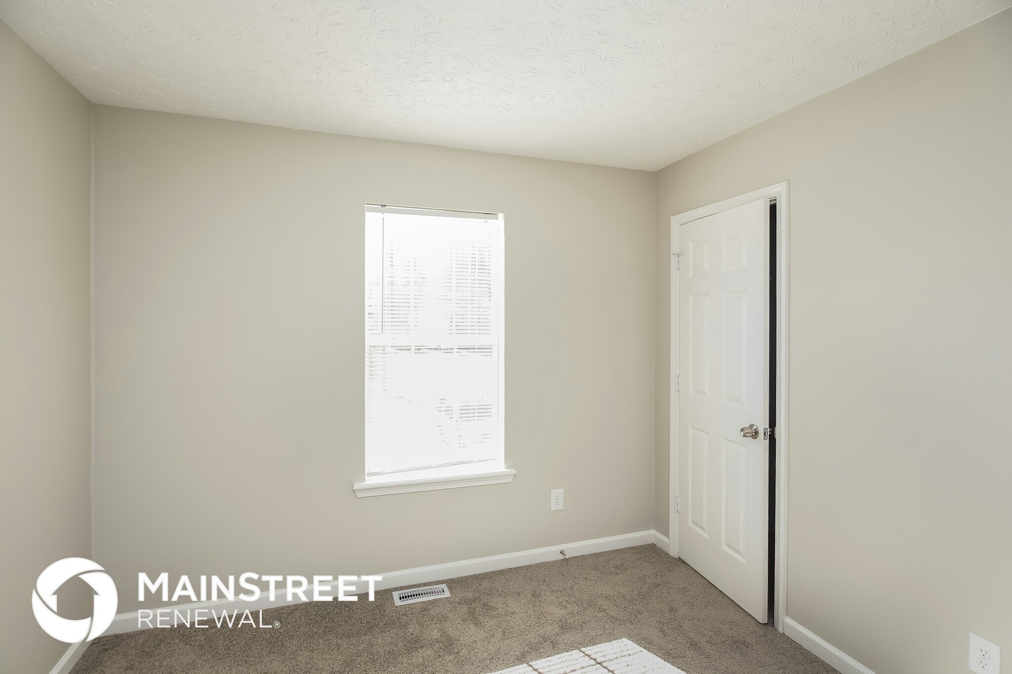 Building Photo - 34 Canter Ln