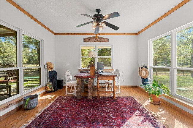 Building Photo - Country Living Rental on 26+ Acres!