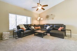 Building Photo - 16233 E Rosetta Dr