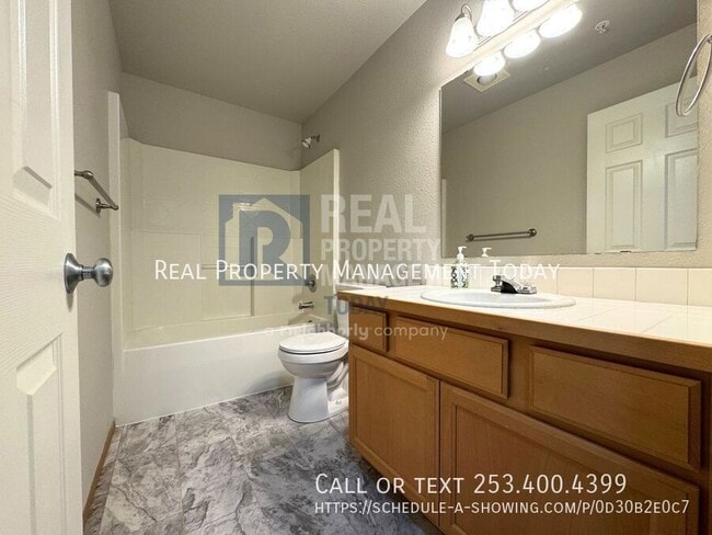 Building Photo - 10504 140th St Ct E