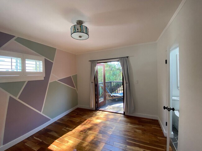 Building Photo - Elegant, Multilevel 3 Bedroom 2 Bathroom in Hillcrest / North Park with Outdoor Space