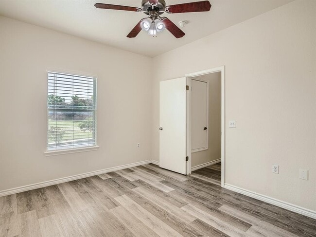 Building Photo - 6102 Reicher Dr