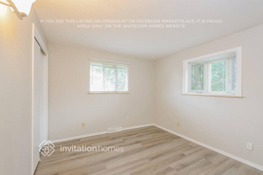 Building Photo - 8866 W Asbury Dr