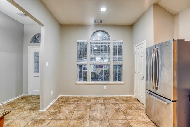 Building Photo - 8715 Elm Drake Ln