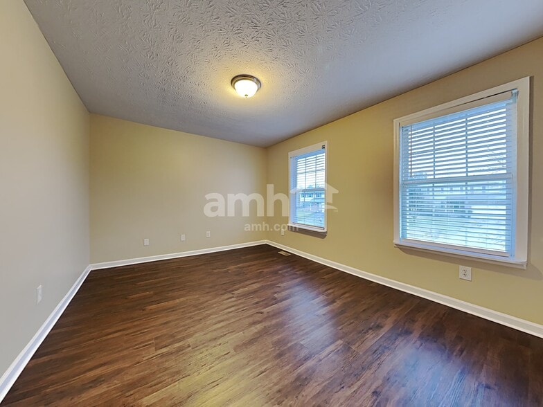 Building Photo - 6518 Jayfield Dr