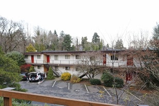 Building Photo - Town and Country Apartments
