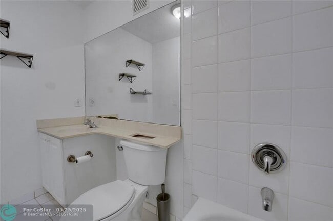 Building Photo - 12925 SW 28th Ct