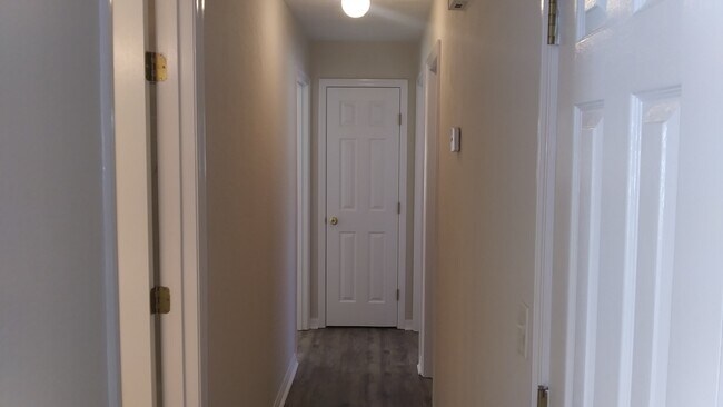 Building Photo - 5168 Taylor Ave