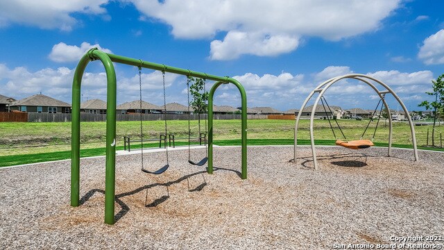 Building Photo - 533 Moonvine Way