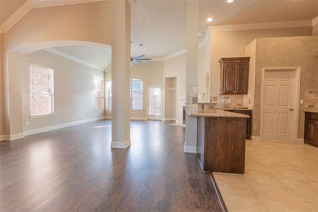 Building Photo - 4565 Blarney Stone Ct