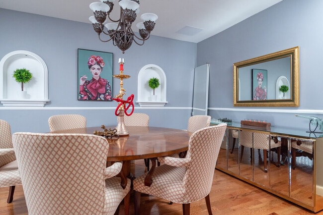 Building Photo - 152 Central Ave