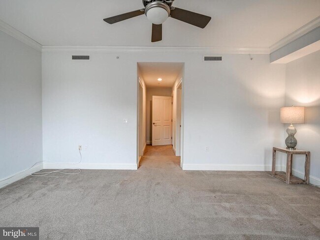 Building Photo - 801 Key Hwy