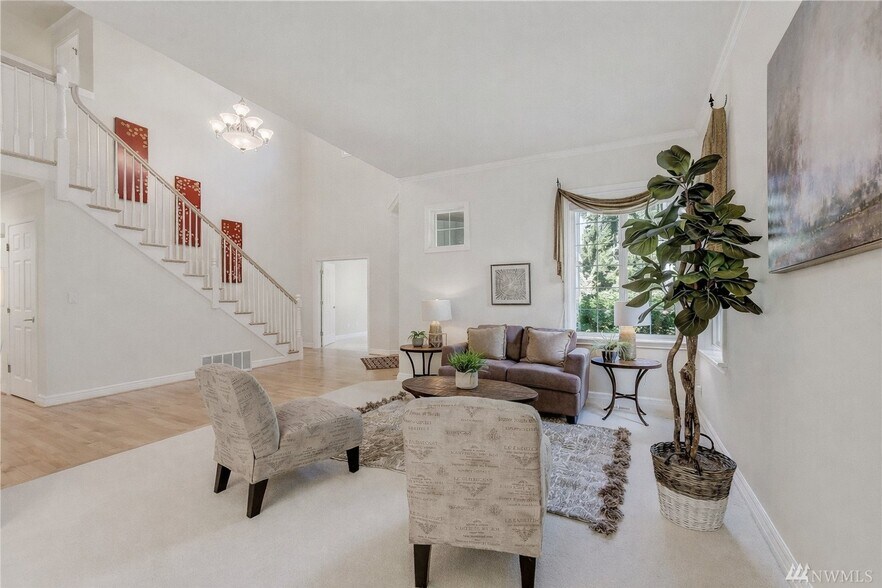 Building Photo - 26025 SE 23rd Pl