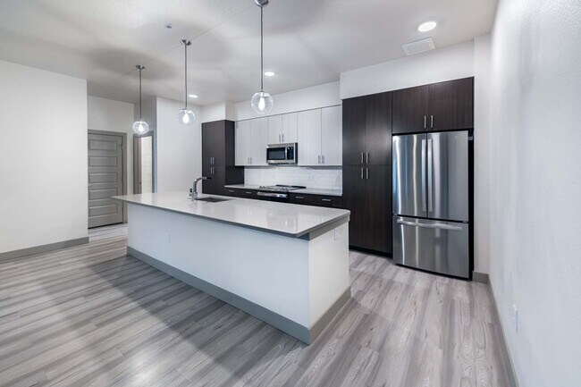 Building Photo - The Cameron