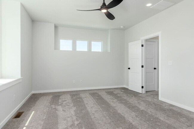 Building Photo - Brand New Home In Boise!