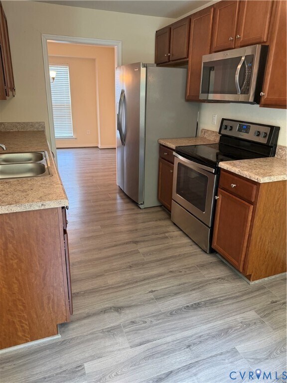 Building Photo - 4307 Twisted Oak Dr