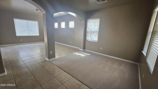 Building Photo - 12158 W Belmont Dr