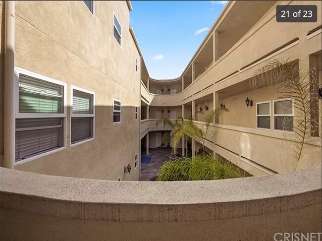 Building Photo - 5703 Laurel Canyon Blvd