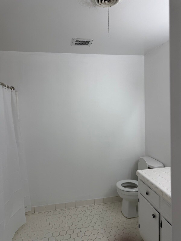 Building Photo - 4925 Janice Dr