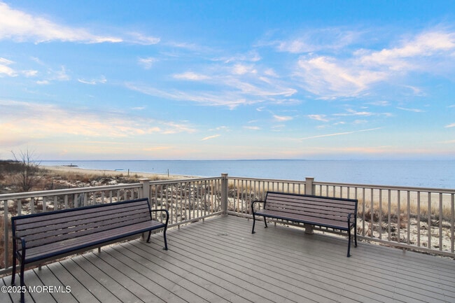 Building Photo - 32 Dakota Ave