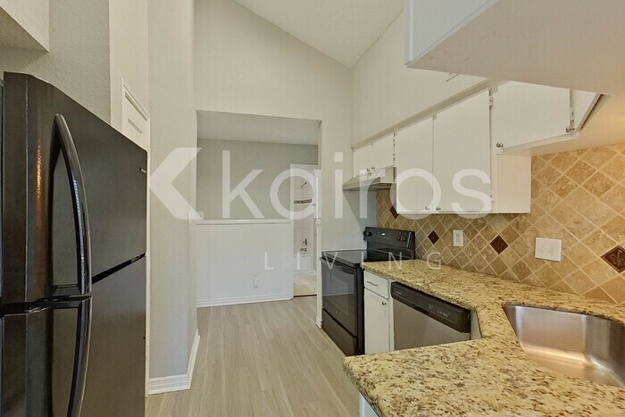 Building Photo - 24138 Landing Way Dr