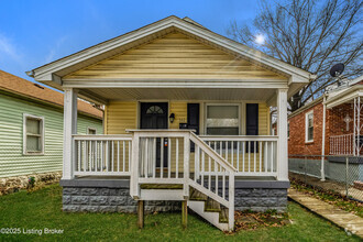 Building Photo - 1422 Longfield Ave