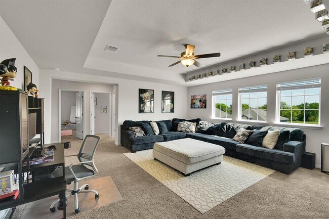 Building Photo - 632 Friar Tuck Dr