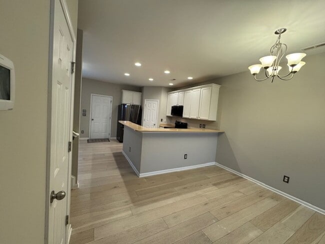 Building Photo - Beautiful 2-Story Townhome in Renaissance Park – Minutes from Downtown Raleigh!