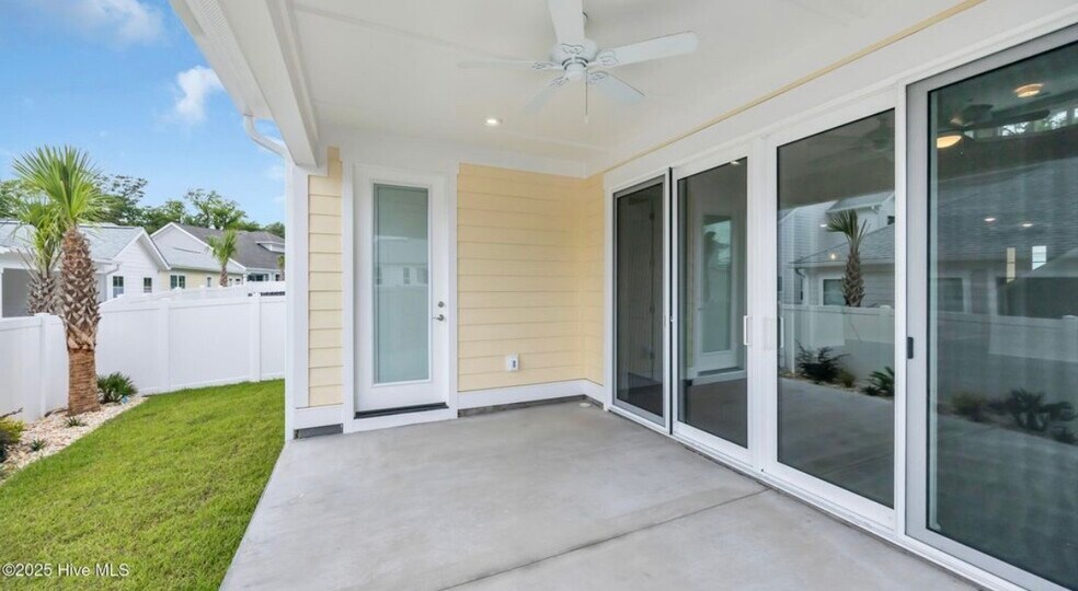 Building Photo - 1975 Indigo Cove Way