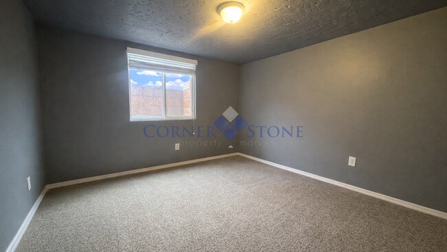 Building Photo - Large Spacious Home in Caldwell!