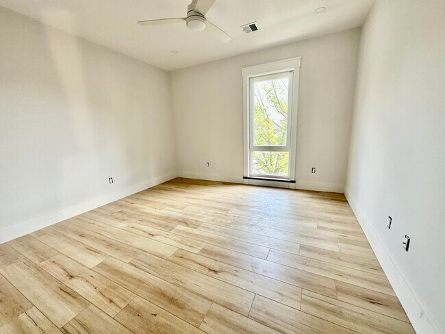 Building Photo - 99 Mount Pleasant Ave