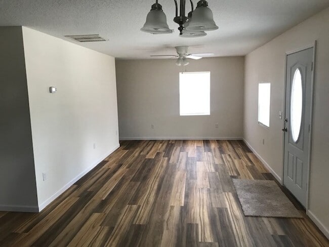Building Photo - ACCEPTED APPLICATION 9-7-24
