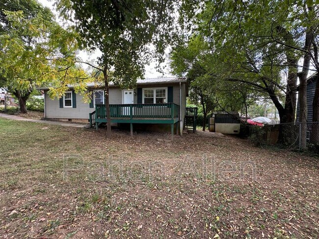 Building Photo - 74 Buffalo St