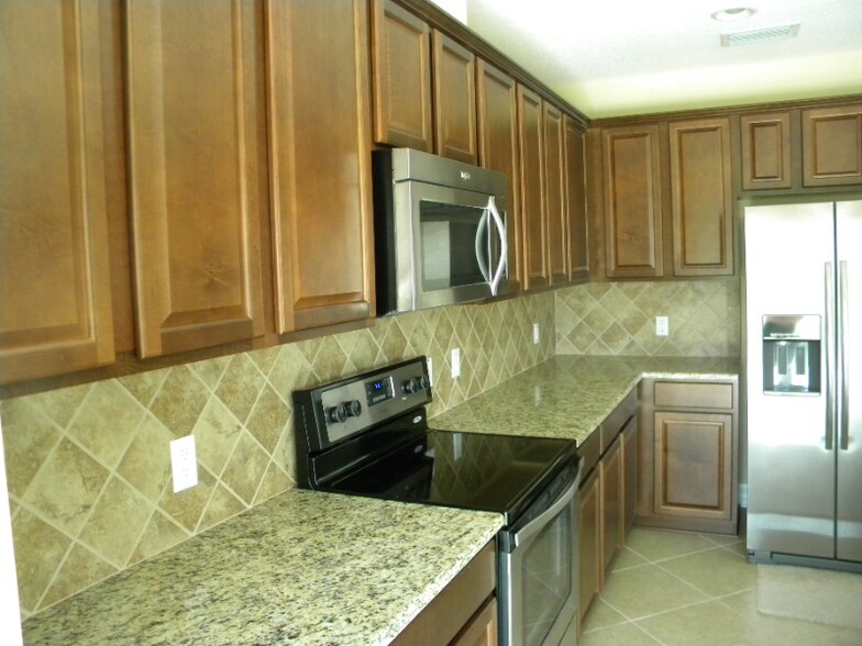 Building Photo - 7810 Tuscany Woods Dr