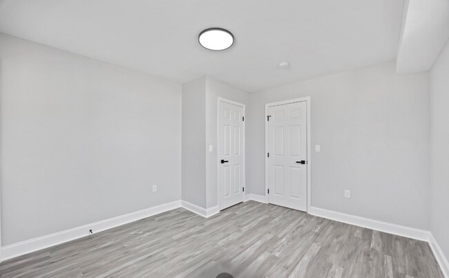 Building Photo - Sparrow Point #B