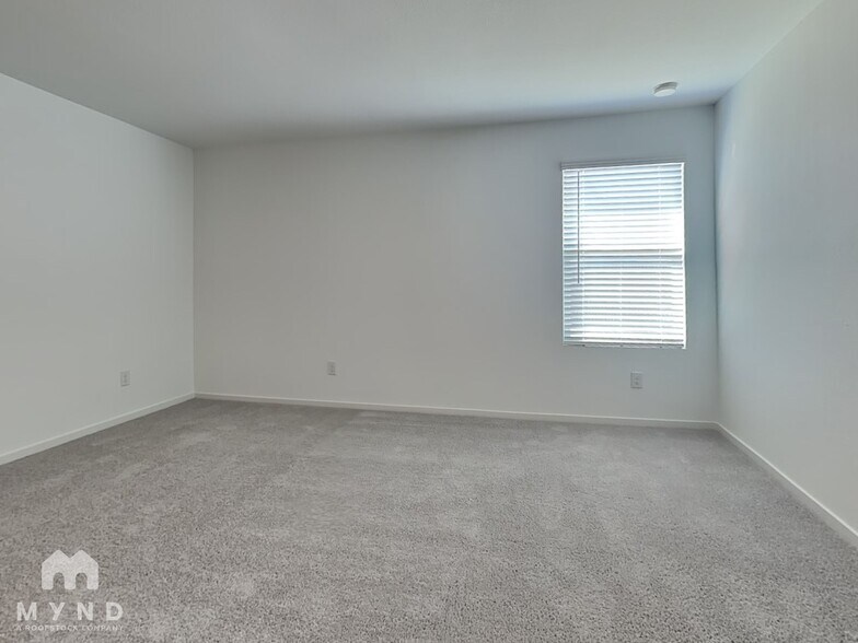 Building Photo - 1836 Javelina St