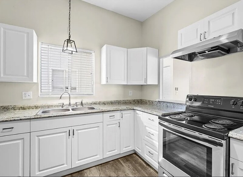 Building Photo - 5720 Gallatin Ln