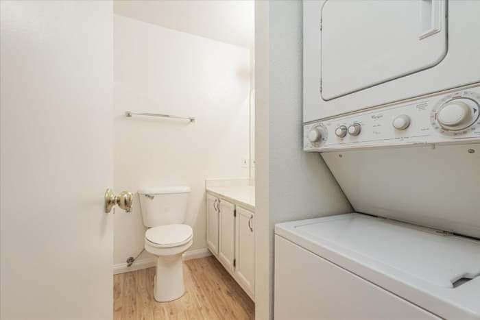 Building Photo - 720 Natalie Dr