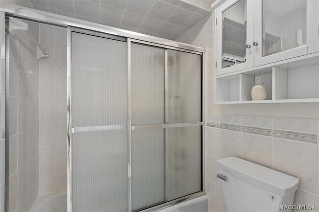 Building Photo - 11310 W Bayshore Dr