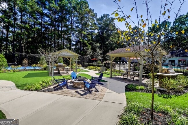 Building Photo - 2845 Holcomb Bridge Rd