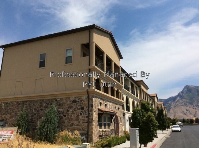 Building Photo - 5548 Pkwy W Dr