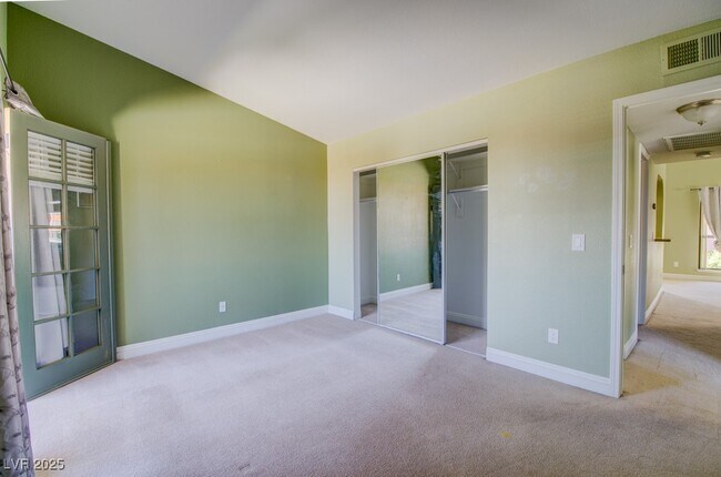 Building Photo - 2212 Sunfish Dr