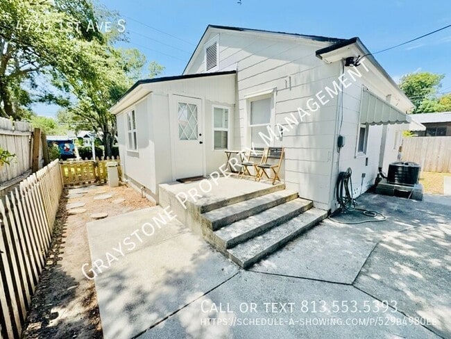 Primary Photo - 4725 1st Ave S