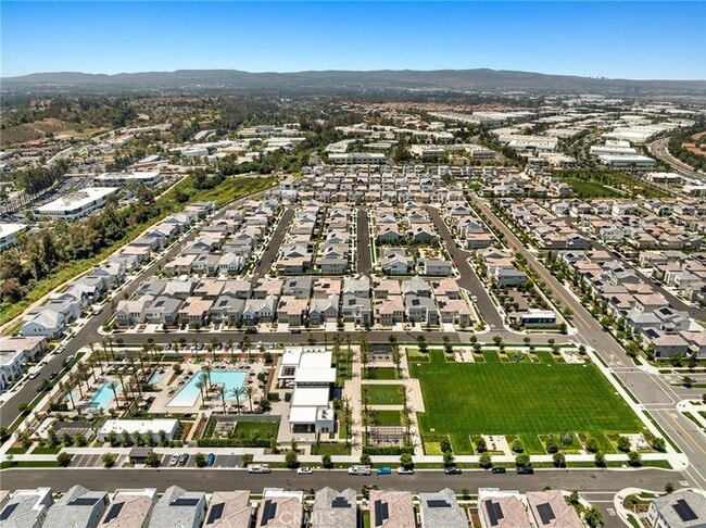 Building Photo - 151 Paddlewheel