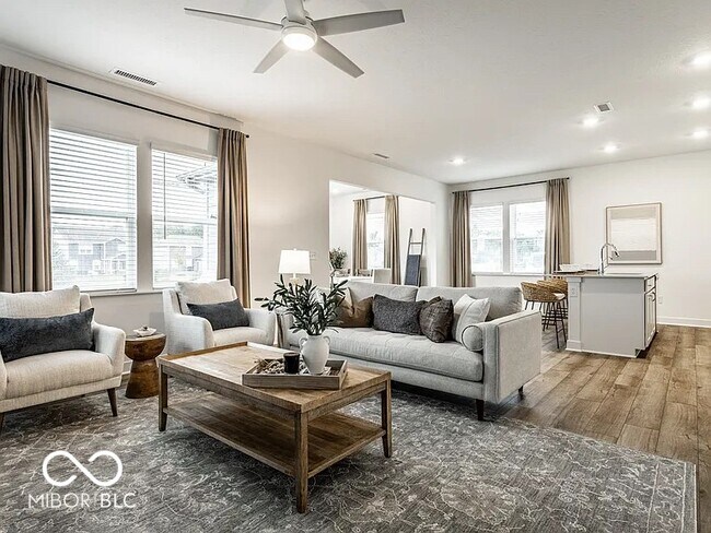 Building Photo - 6558 Hawthorne Dr