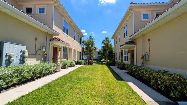 Building Photo - 8323 Enclave Way